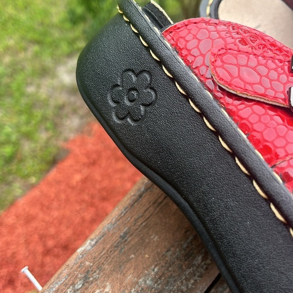 Ingaro Happy Red like New Size 6.5 - Picture 2 of 6